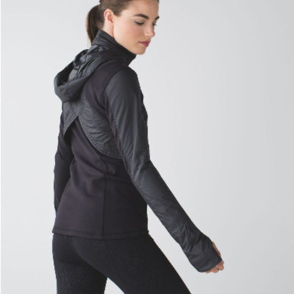 lululemon athletica Jackets & Blazers - Lululemon Kanto Catch Me Run Jacket